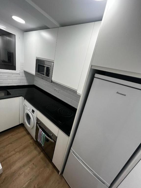 Premium Living Malaga Train Station Apartment Bagian luar foto