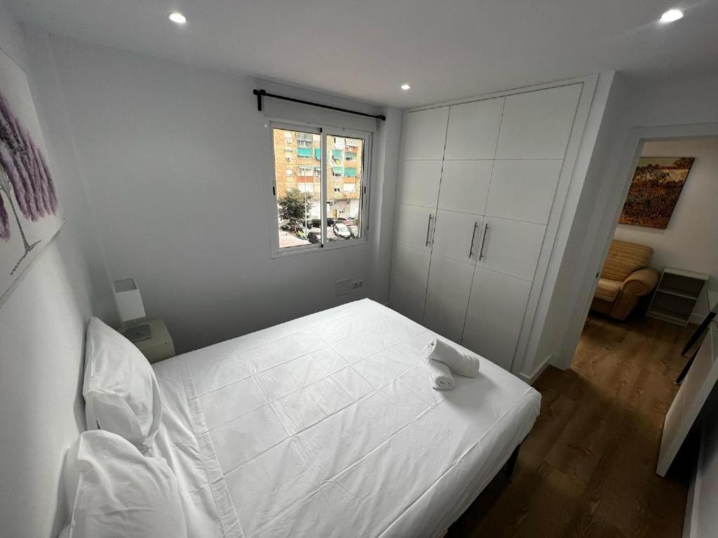 Premium Living Malaga Train Station Apartment Bagian luar foto